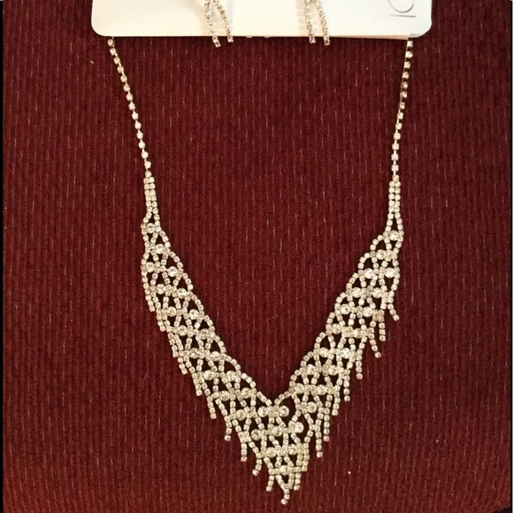 ICING RHINESTONE STATEMENT NECKLACE & EARRINGS JEWELRY Y2K, NWT - Picture 1 of 2